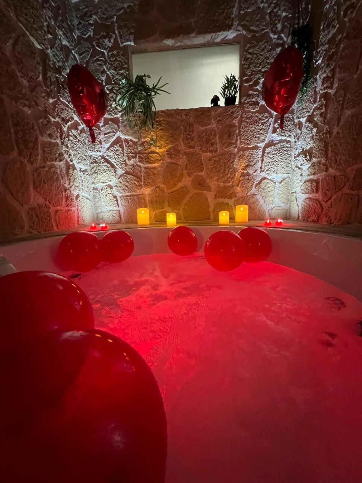 Les Spas De La Mer, Suite & Spa, Love Room, Plein Coeur Du Grau Le Grau-du-Roi Exterior foto